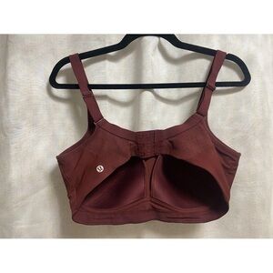 Lululemon Women's Sports Bra Size 38DD
